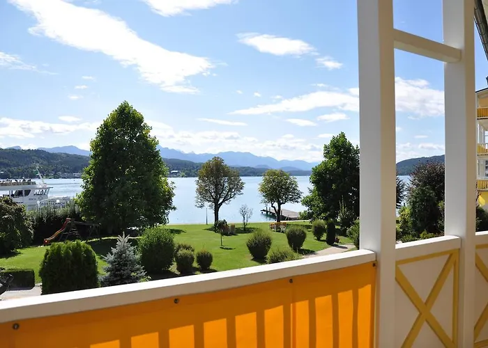 מלון Werzer Strandcasino 4*