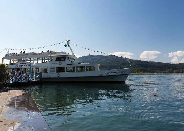 מלון Werzer Strandcasino Pörtschach am Wörthersee